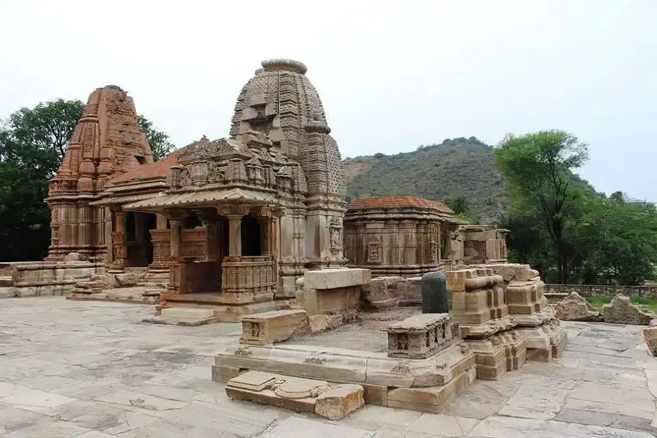 Sahastrabahu Mandir